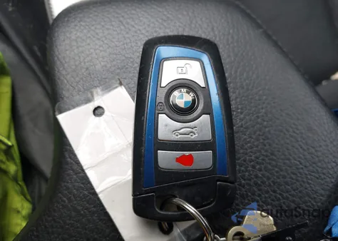 2014 BMW 335 xDrive из США, поврежденный, VIN WBA3B9G57ENR90990